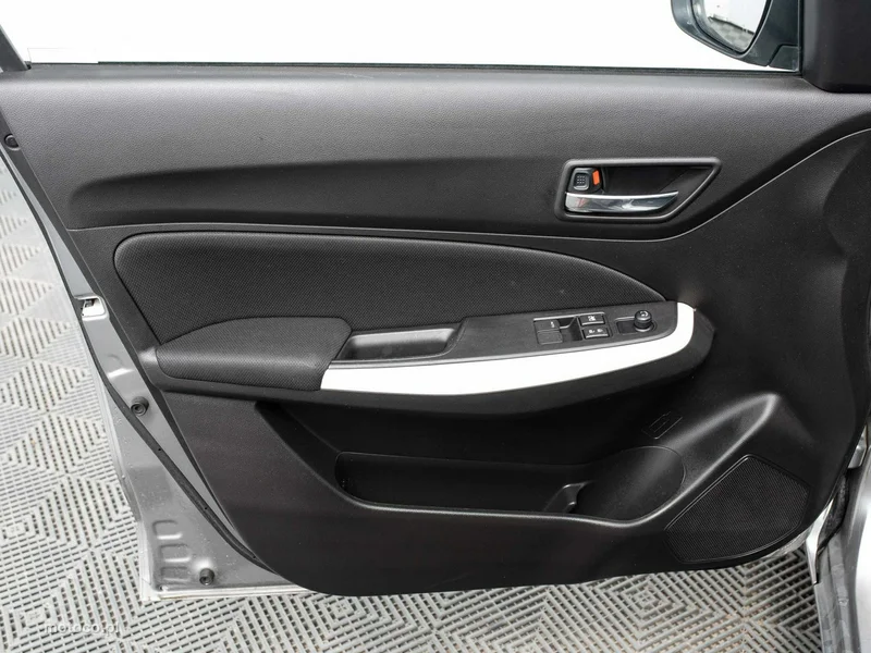 Suzuki Swift 9