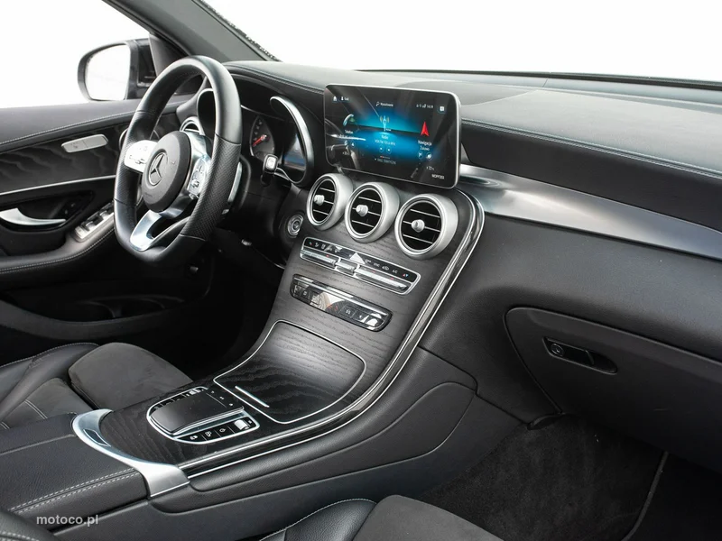 Mercedes-Benz GLC X253 GLC 200 32