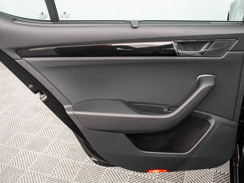 Skoda Superb III 27