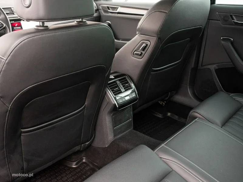 Skoda Superb III 28