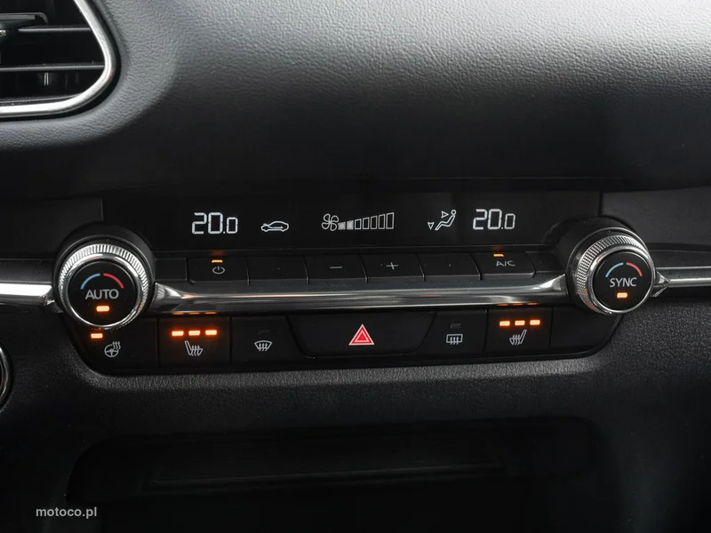 Mazda CX-30 17