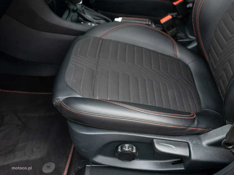 Ford Puma II 10
