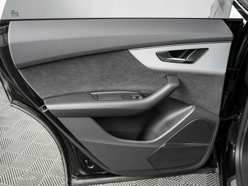Audi Q8 4M 21
