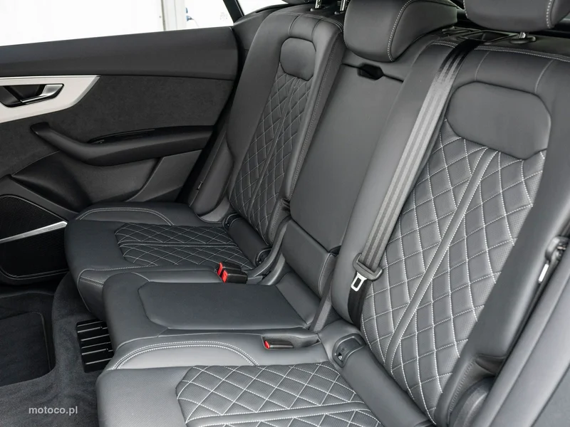Audi Q8 4M 23