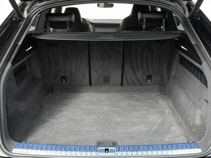 Audi Q8 4M 24