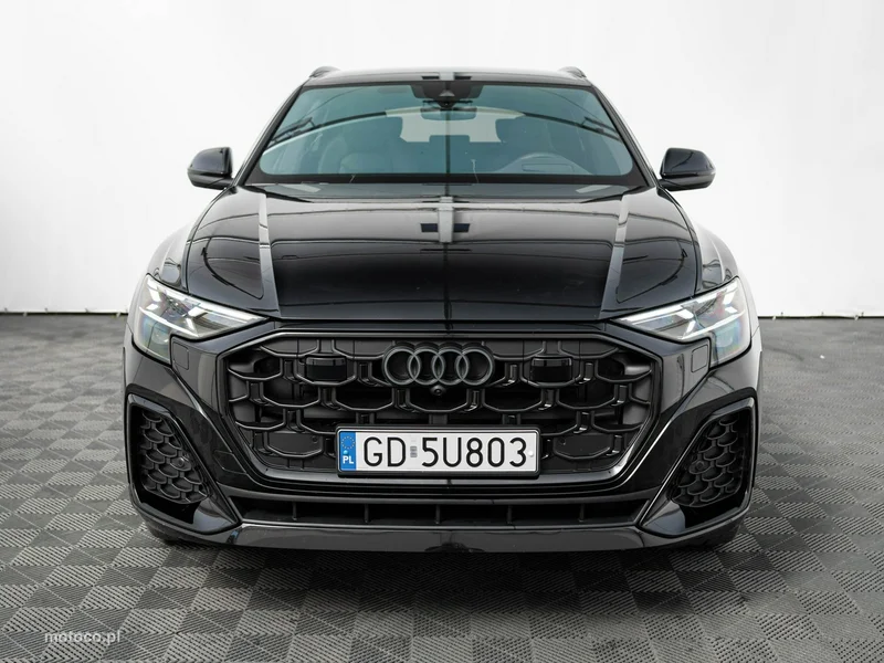 Audi Q8 4M 7