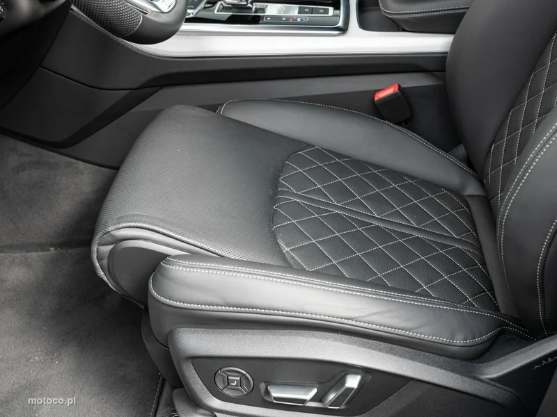 Audi Q8 4M 10