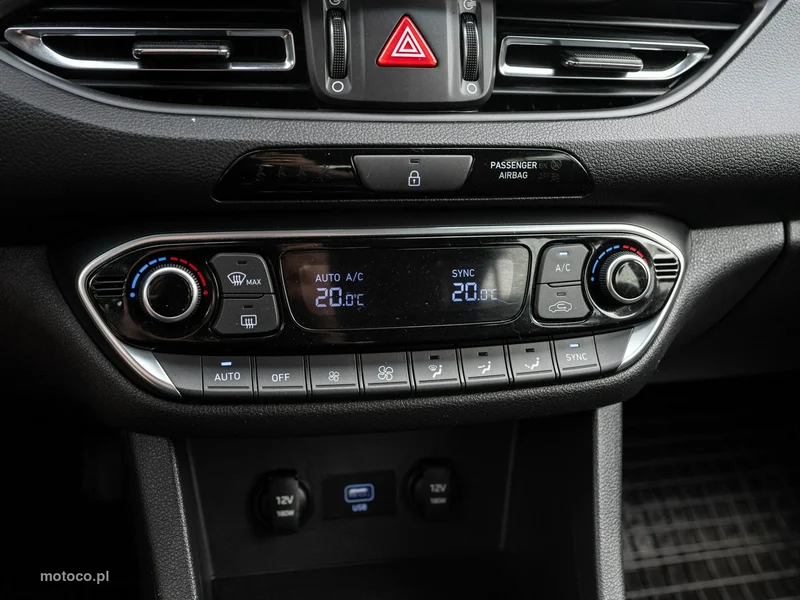 Hyundai i30 18