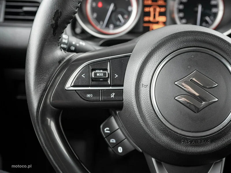 Suzuki Swift 12