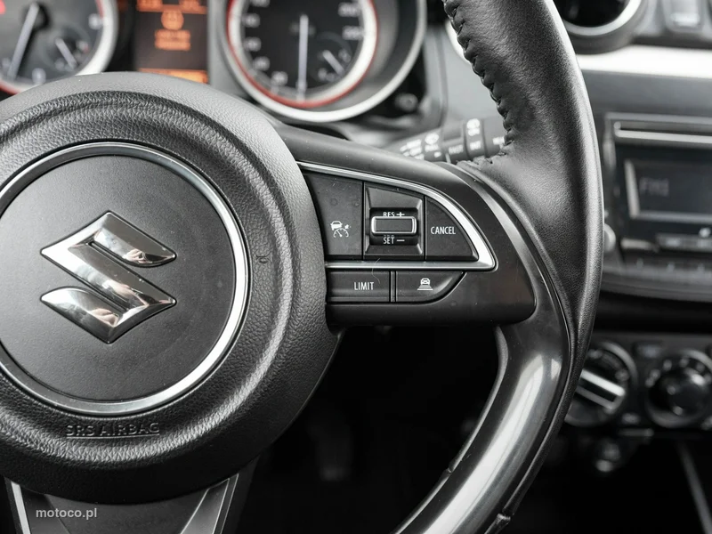 Suzuki Swift 13
