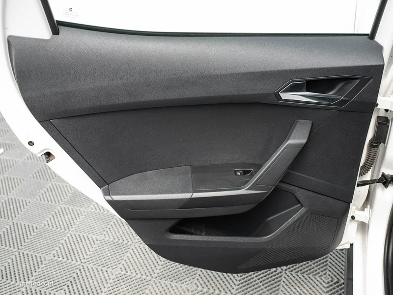 Seat Arona 22