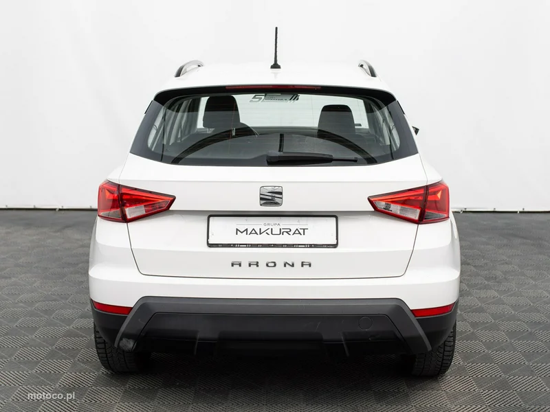 Seat Arona 8