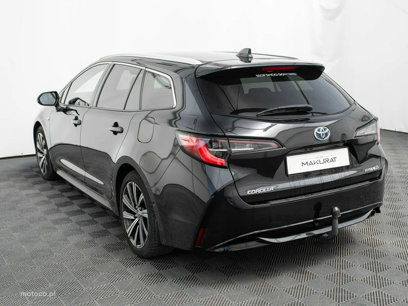 Toyota Corolla E210 4