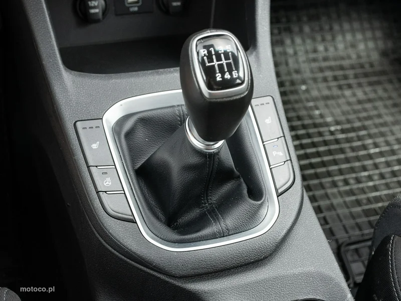 Hyundai i30 16