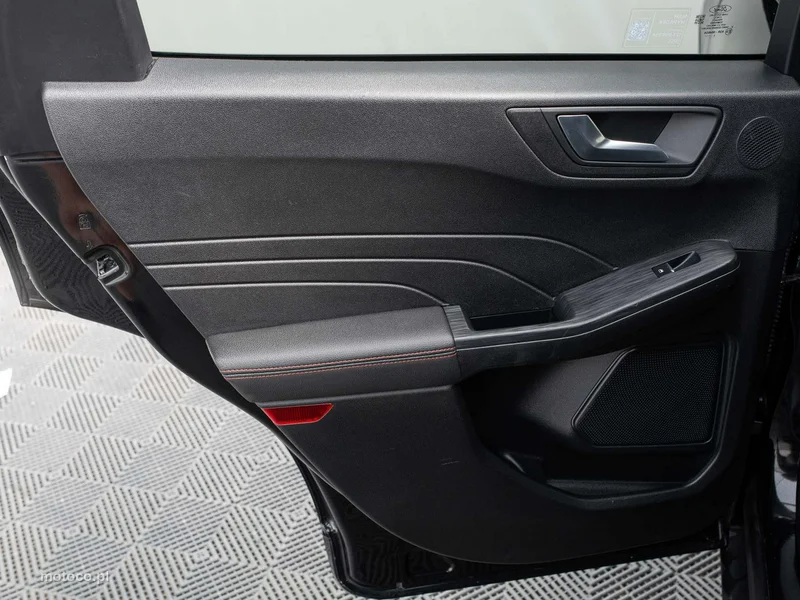 Ford Kuga II 24