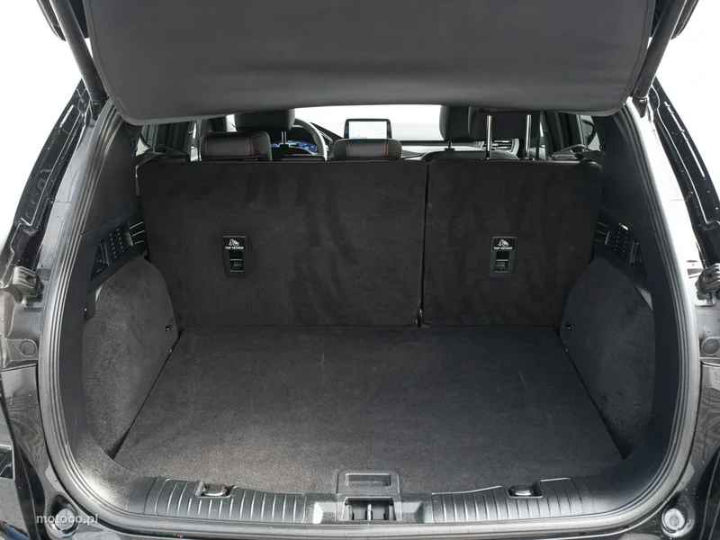 Ford Kuga II 27