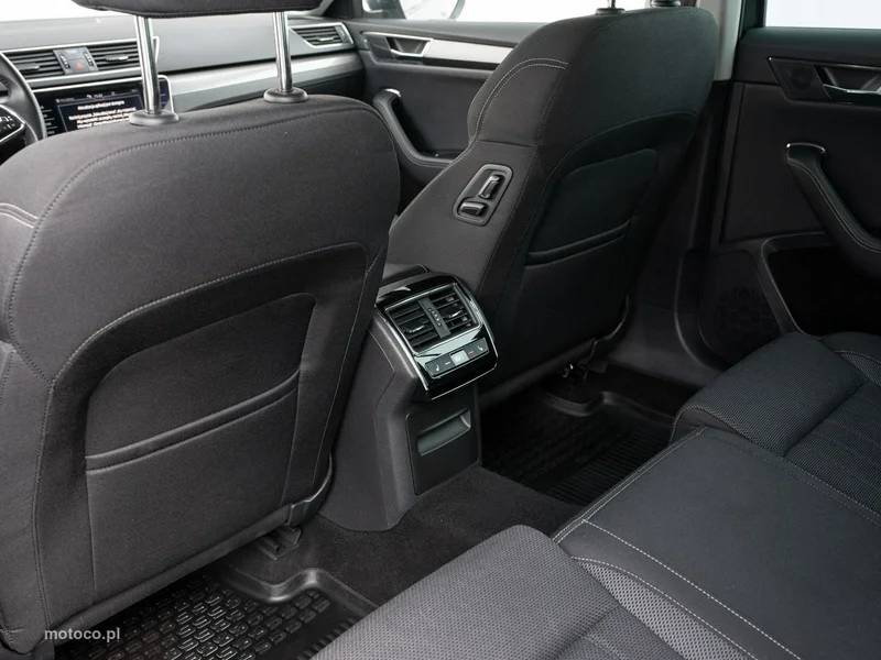 Skoda Superb III 27