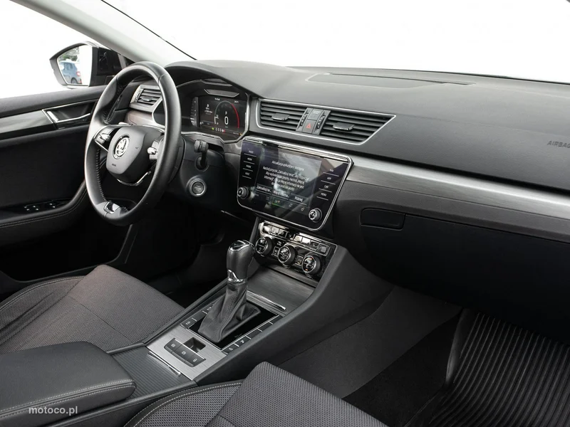 Skoda Superb III 33