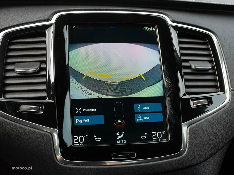Volvo XC 90 21