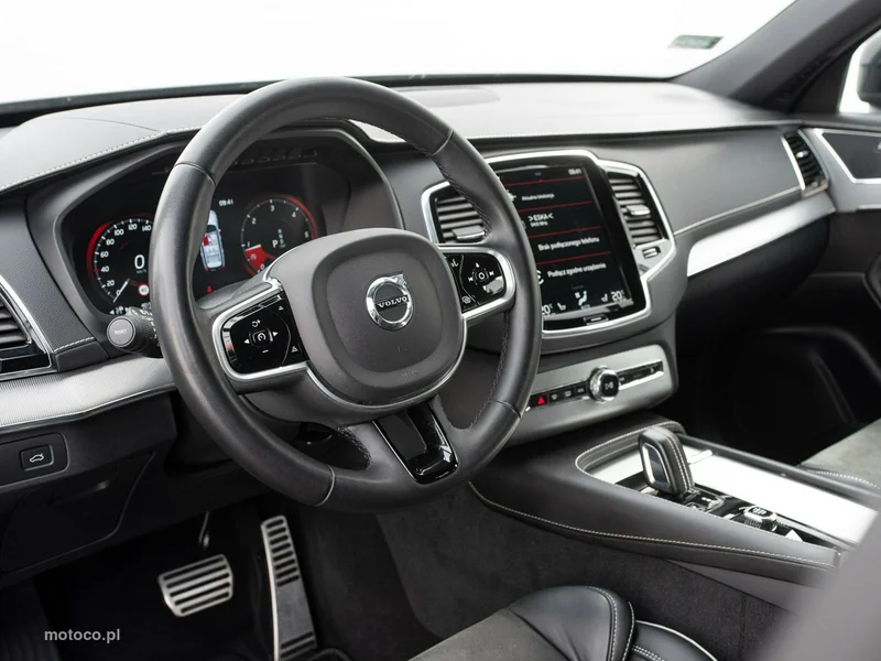 Volvo XC 90 6