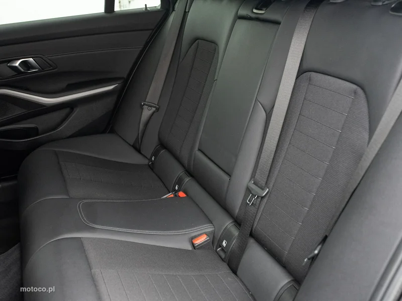 BMW Seria 3 G20 318 28