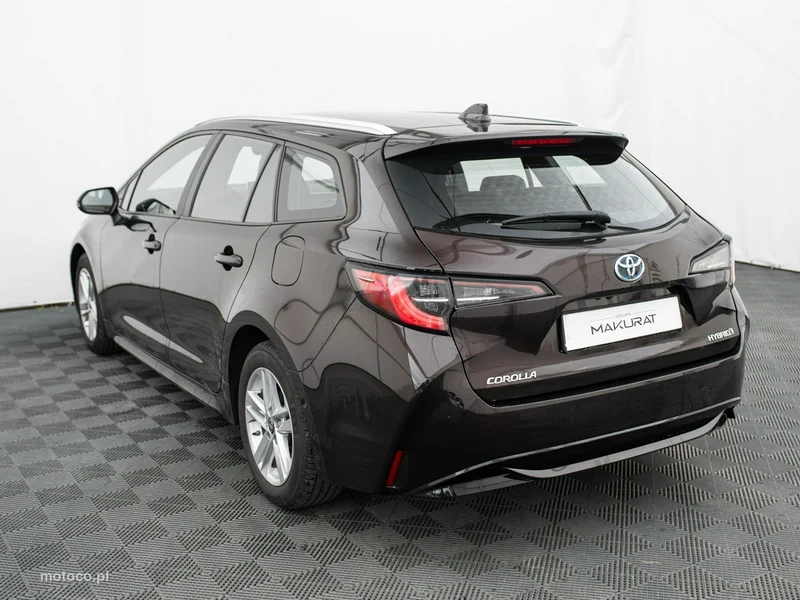 Toyota Corolla E210 4