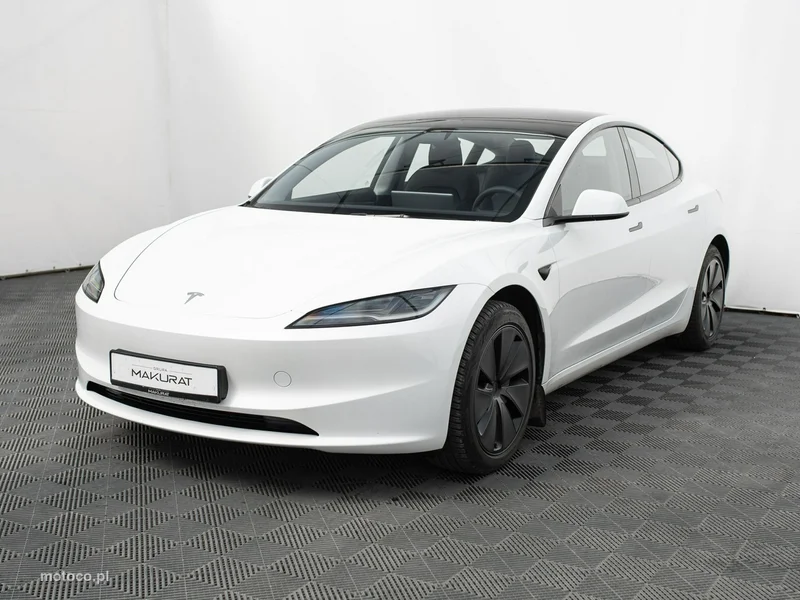 Tesla Model 3 2