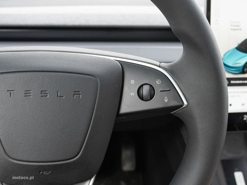 Tesla Model 3 13
