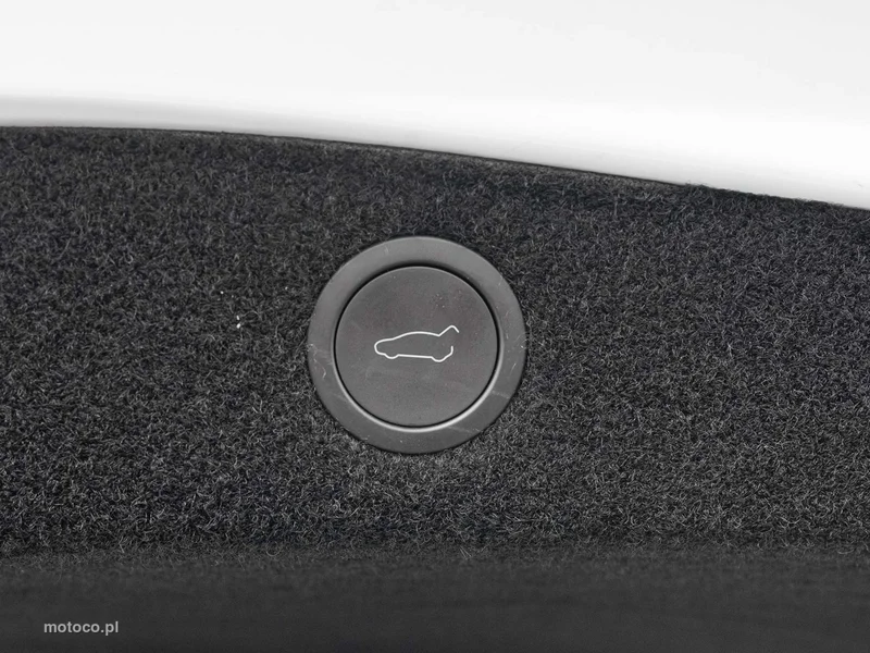 Tesla Model 3 26