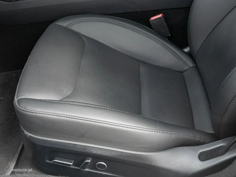 Tesla Model 3 10