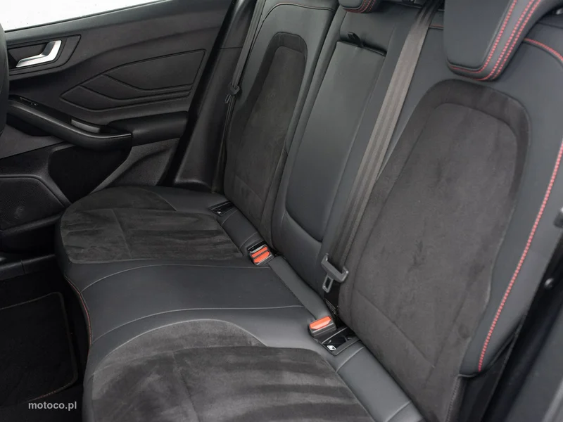 Ford Focus IV 24