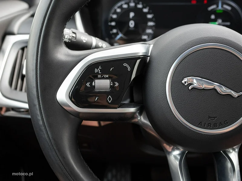 Jaguar I-Pace 13