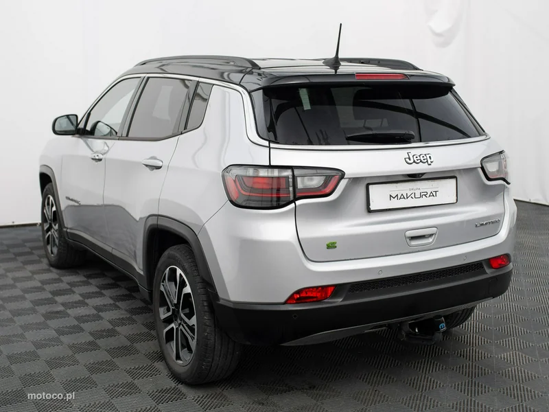 Jeep Compass 4