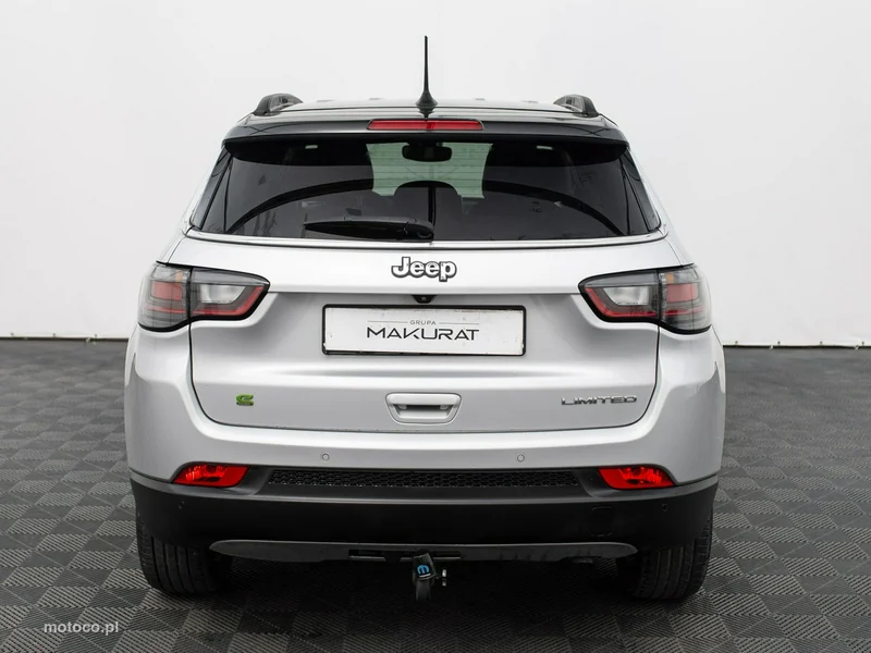 Jeep Compass 8