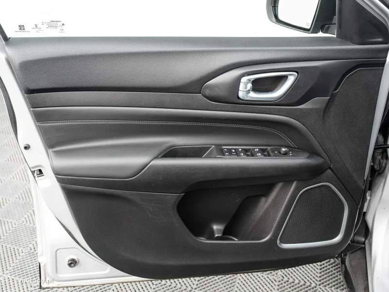 Jeep Compass 9