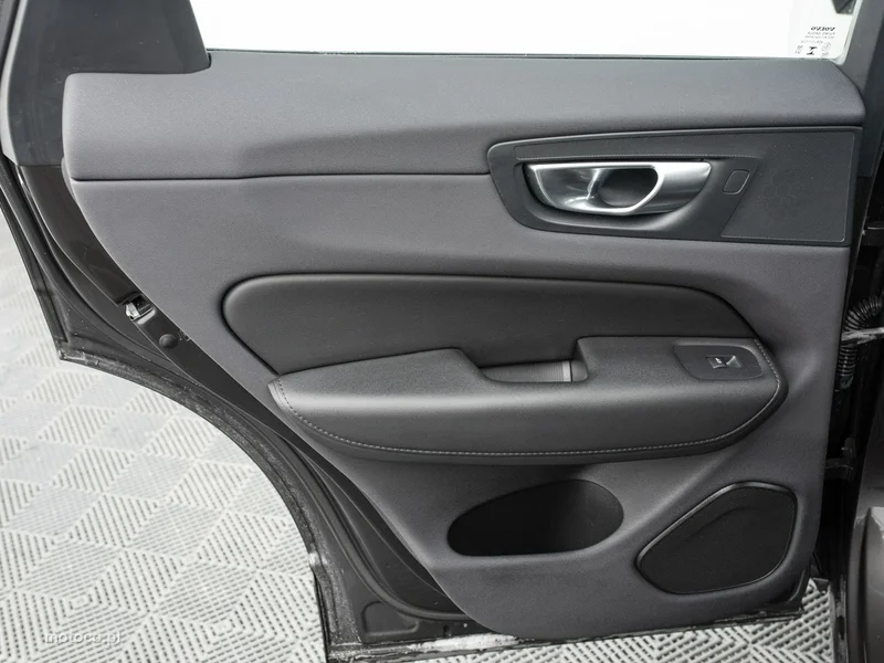 Volvo XC 60 24