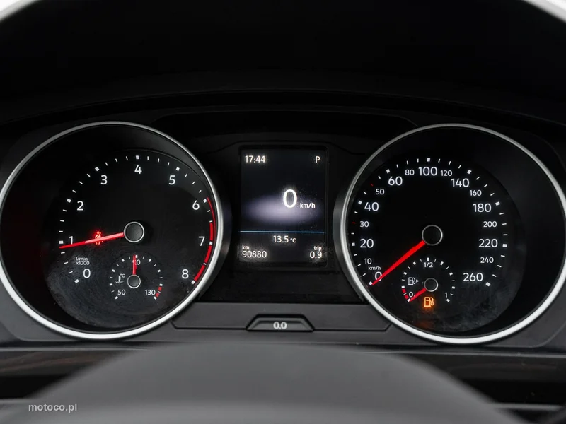 Volkswagen Tiguan AD 12