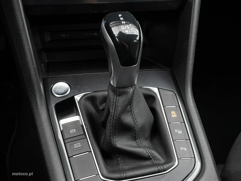 Volkswagen Tiguan AD 15