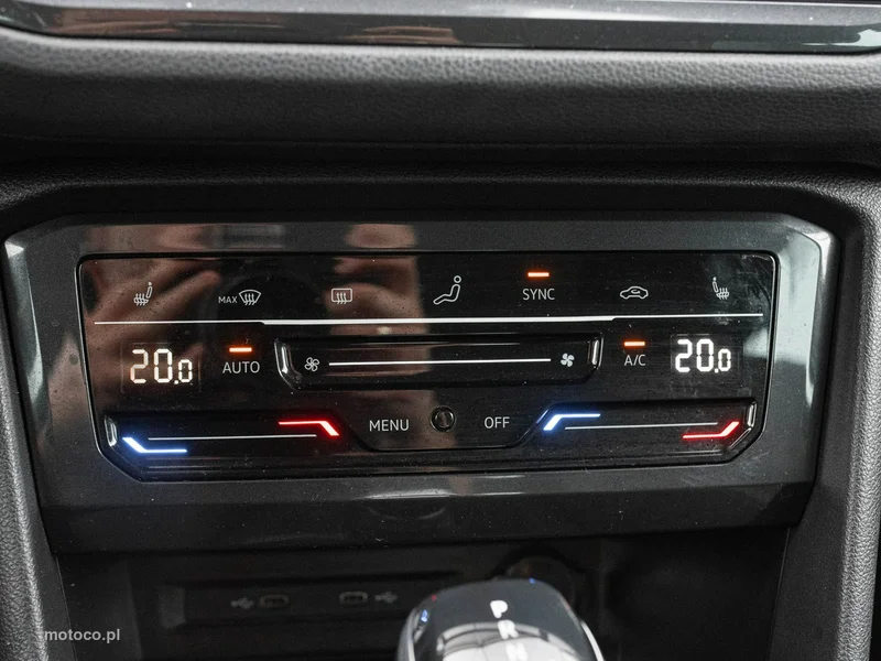 Volkswagen Tiguan AD 16