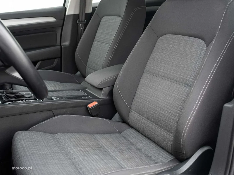 Volkswagen Passat B8 11