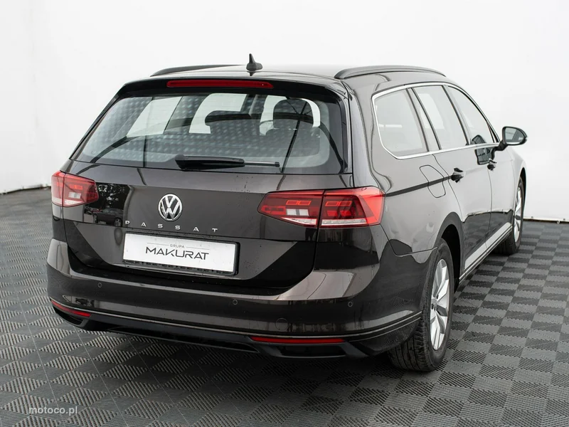 Volkswagen Passat B8 5