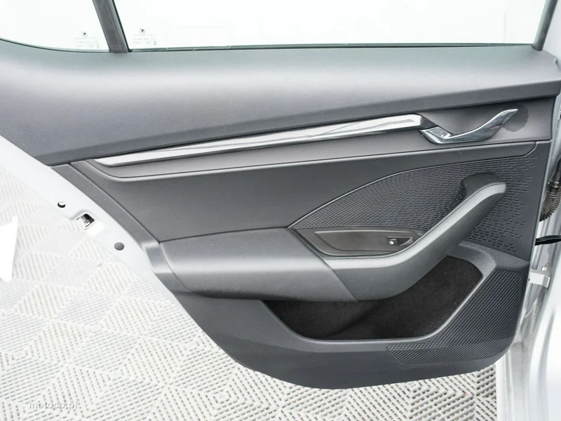 Skoda Octavia IV 21
