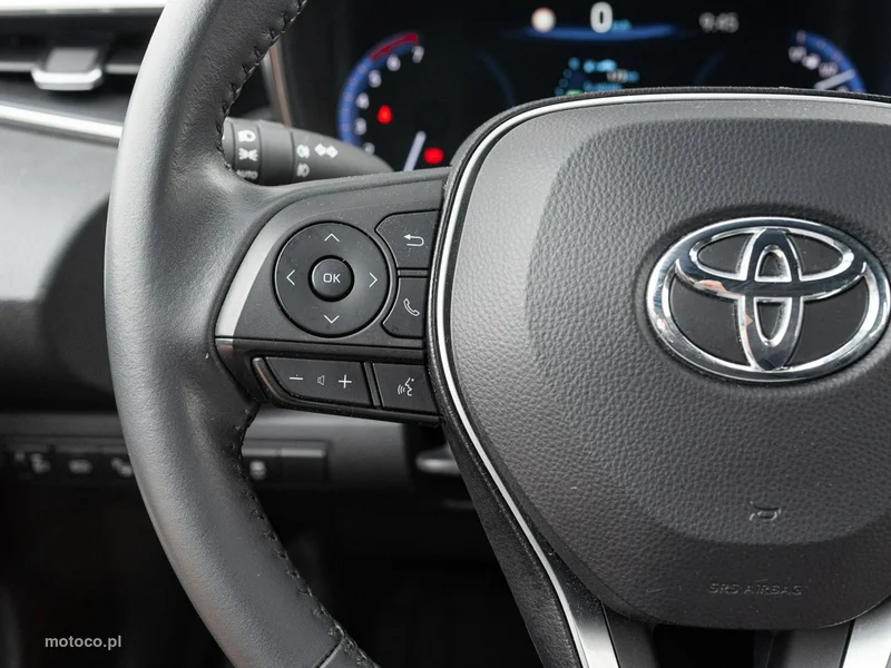 Toyota Corolla E210 12