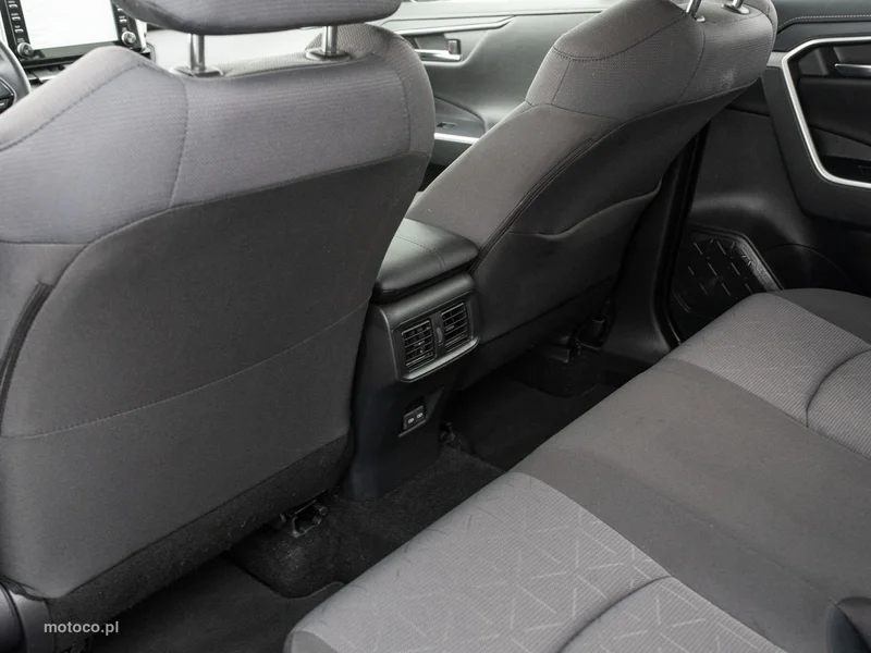 Toyota RAV 4 XA50 22