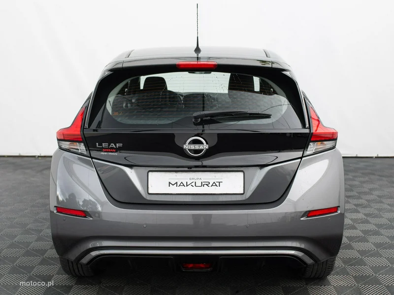 Nissan Leaf 8