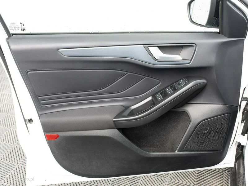 Ford Focus IV 9