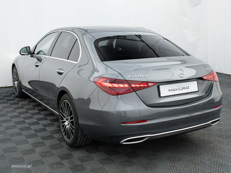 Mercedes-Benz Klasa C W206 C 220 4