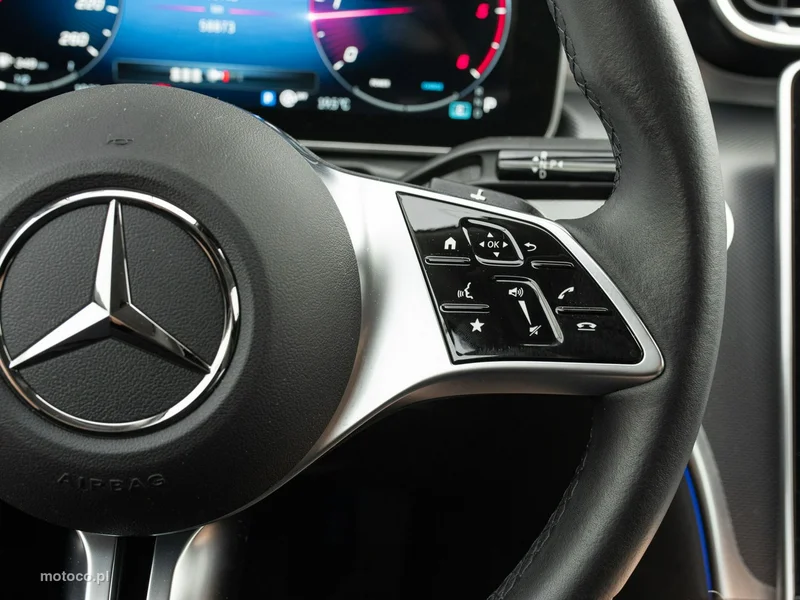 Mercedes-Benz Klasa C W206 C 220 14