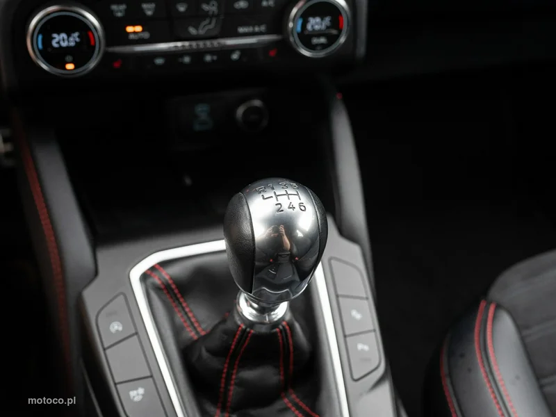 Ford Kuga II 15