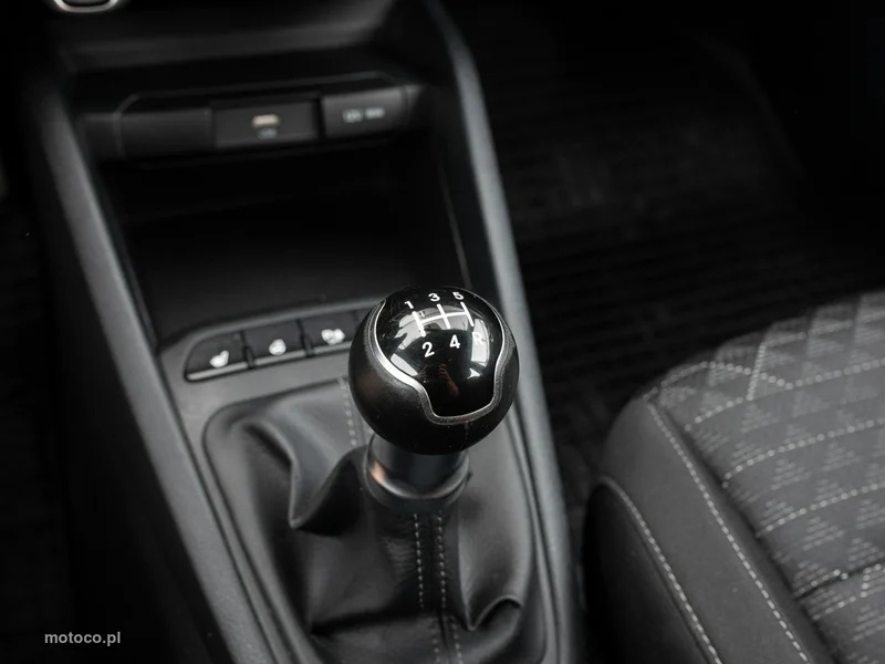 Kia Rio 15